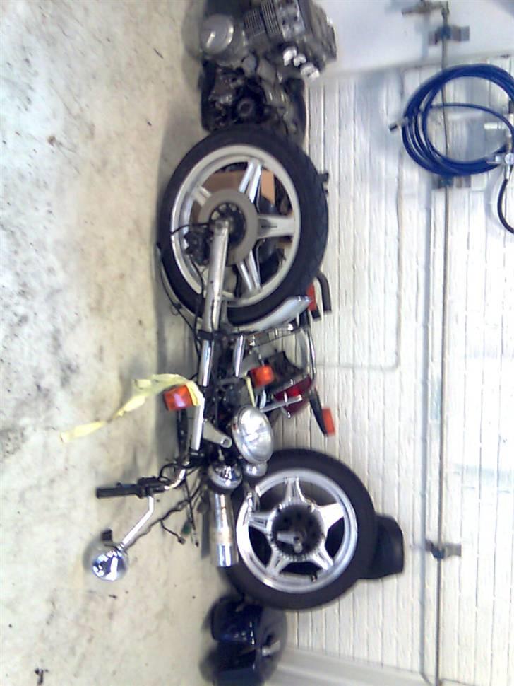 Honda cb 650 rc03 "Solgt" - Da jeg havde den adskildt billede 8
