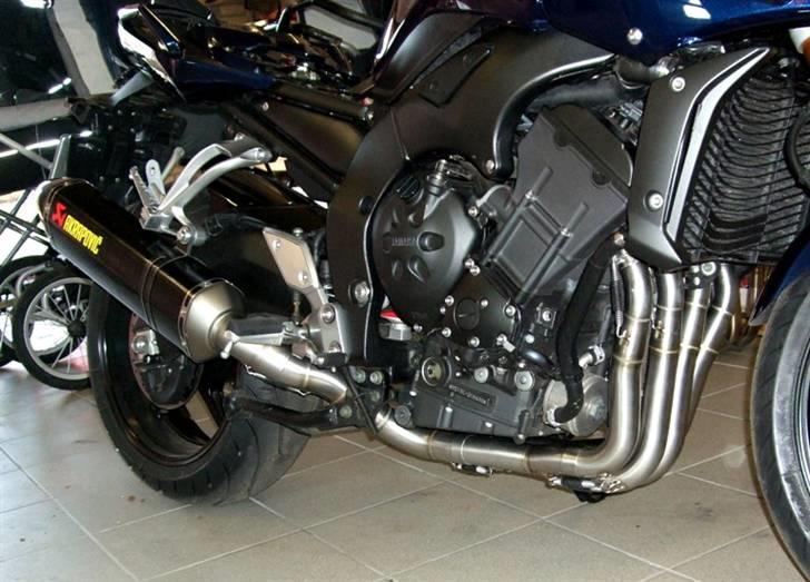 Yamaha fz1s - Akrapovic komplet udstødning billede 14