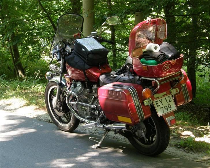 Honda cx 500 c - På langtur kan man pludselig blive trængende billede 11