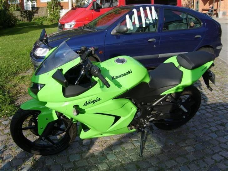 Kawasaki Ninja 250R billede 2