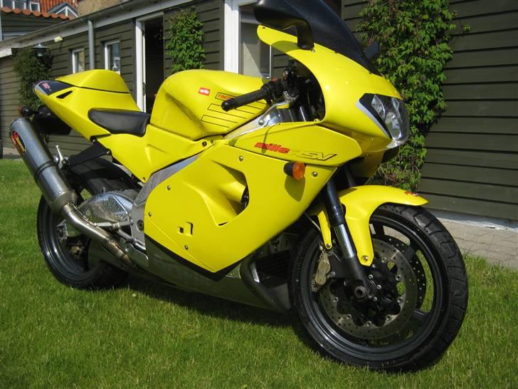 Aprilia RSV 1000 MILLE billede 3