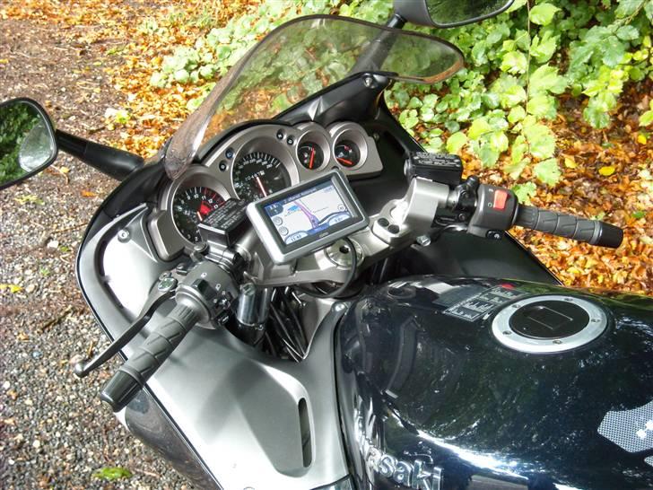 Kawasaki ZZR 1200 billede 4