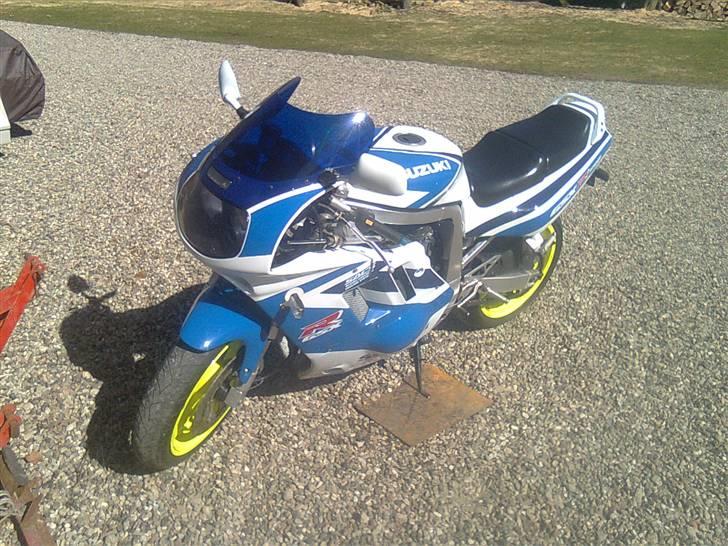 Suzuki Gsx-r 750 billede 1