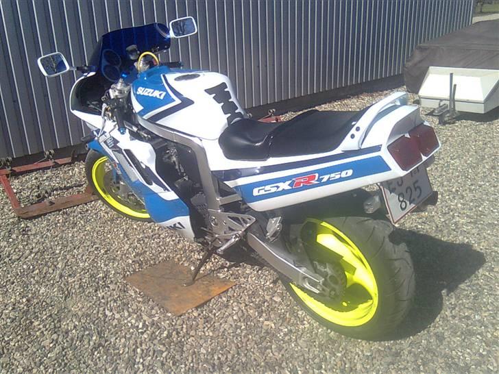 Suzuki Gsx-r 750 billede 3