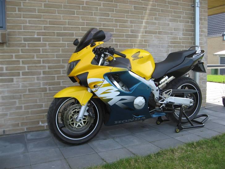 Honda CBR 600 F4 billede 4