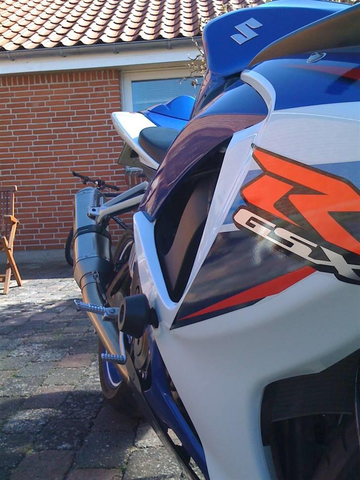 Suzuki GSXR 600 K7 - Solgt billede 16