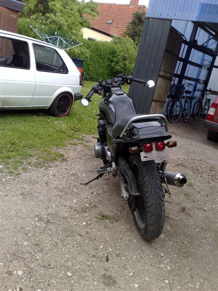 Kawasaki gpz 750  SOLGT billede 5