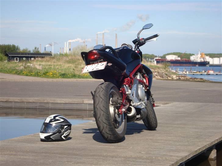 Kawasaki ER6N billede 2