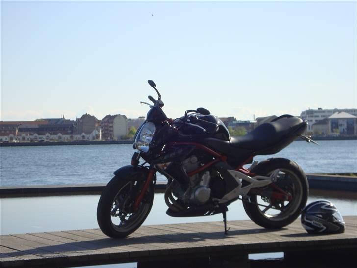 Kawasaki ER6N billede 4