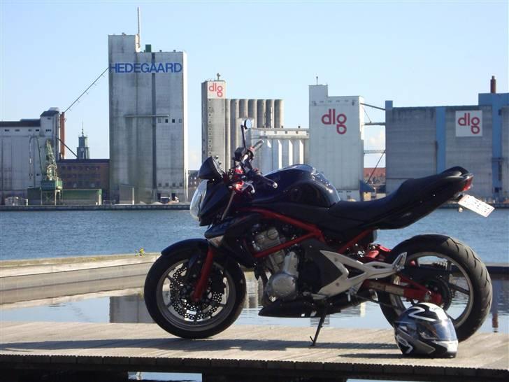 Kawasaki ER6N billede 5