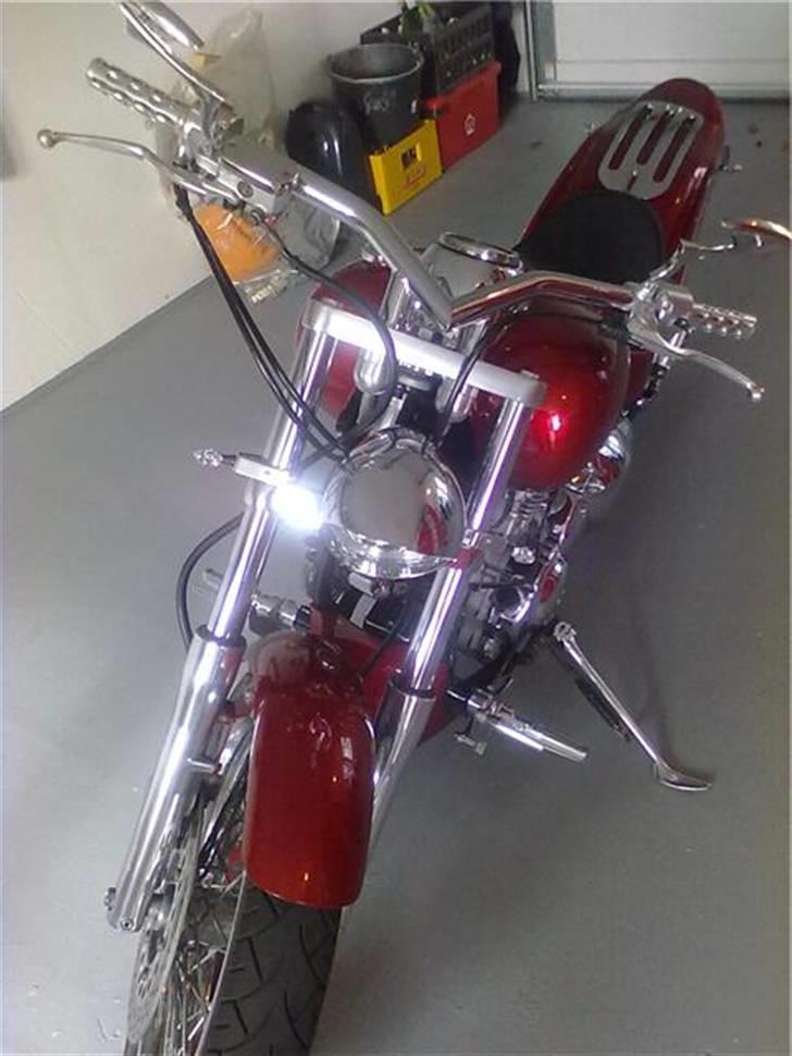 Yamaha XVS 650 (SOLGT) - så er den ved at vøre færdig, med alt det nye udstyr på billede 16