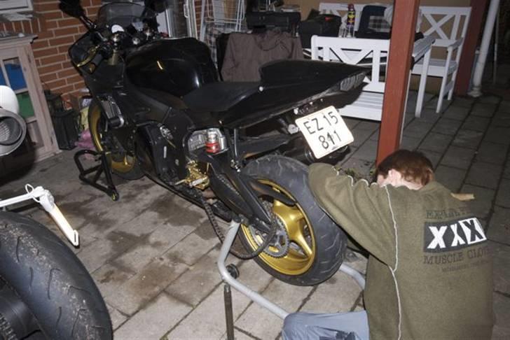 Yamaha Yzf r6 billede 14