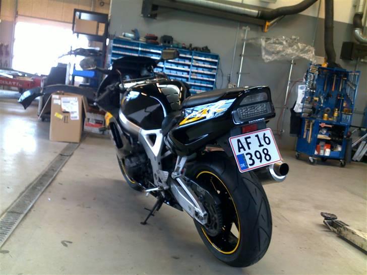 Honda cbr 900 rr (solgt) billede 5