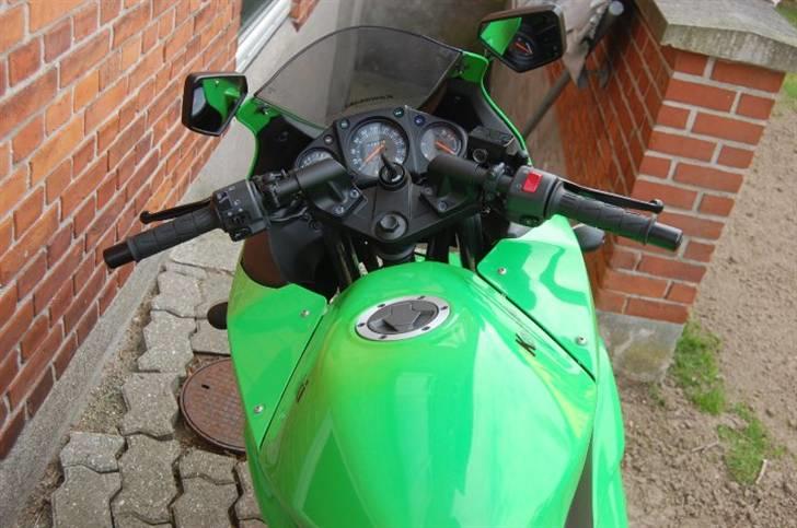 Kawasaki Ninja 250R billede 5