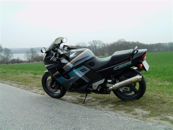 Honda cbr 1000 f (SOLGT) billede 7