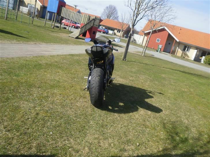 Suzuki GSXR 600 K7 billede 4