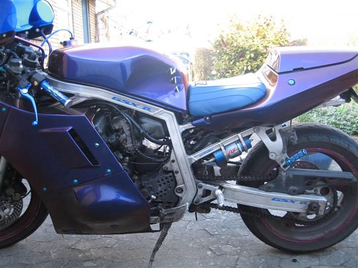 Suzuki gsxr 750(solgt) billede 6