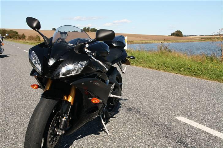 Yamaha R6 **Solgt** billede 1