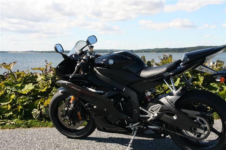 Yamaha R6 **Solgt** billede 2