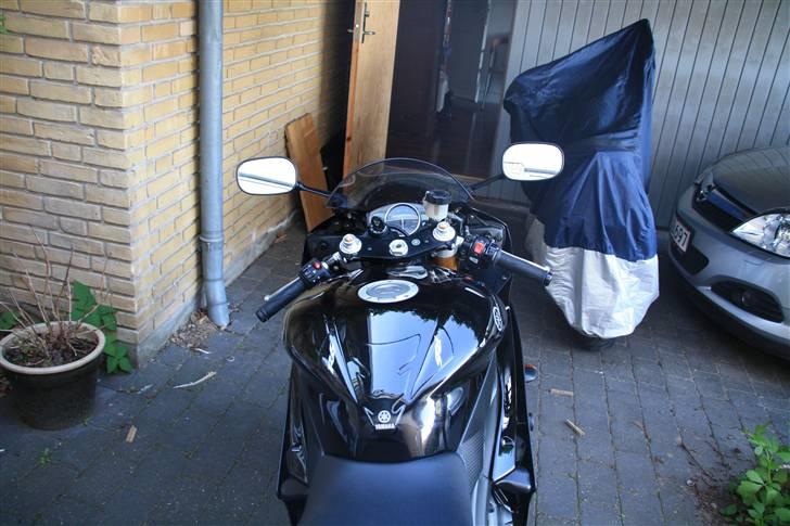 Yamaha R6 **Solgt** billede 8
