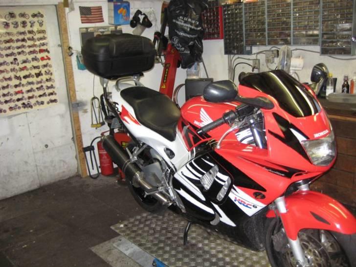 Honda CBR 600 F3 billede 3