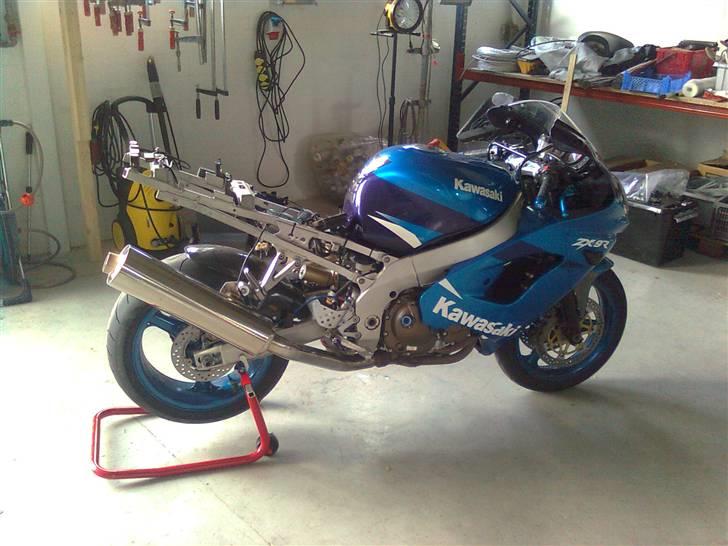 Kawasaki ZX9R Ninja billede 3