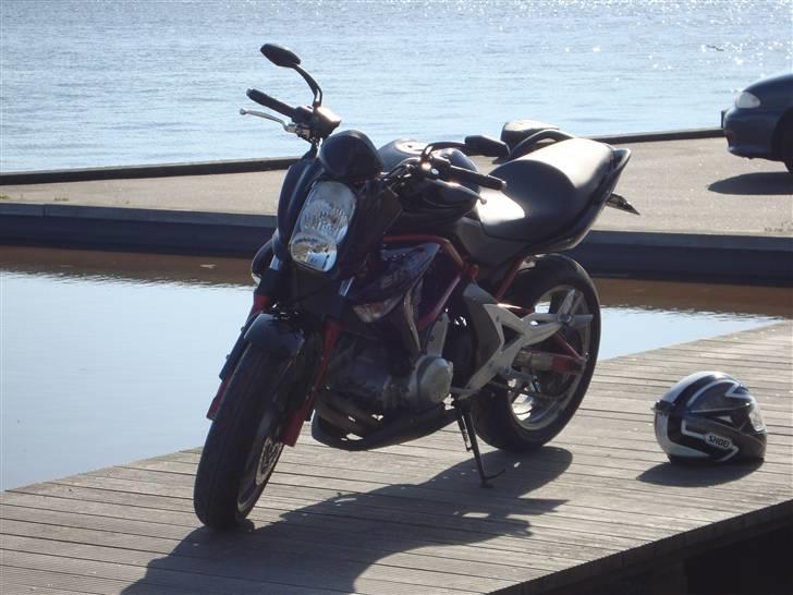 Kawasaki ER6N billede 6