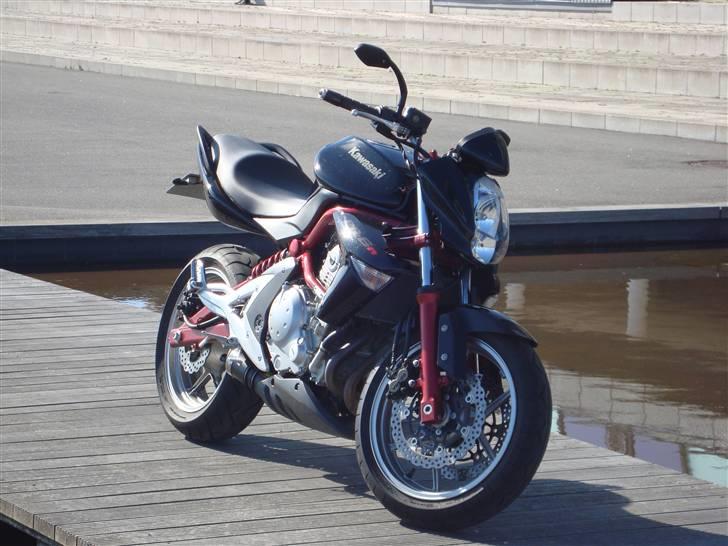 Kawasaki ER6N billede 7