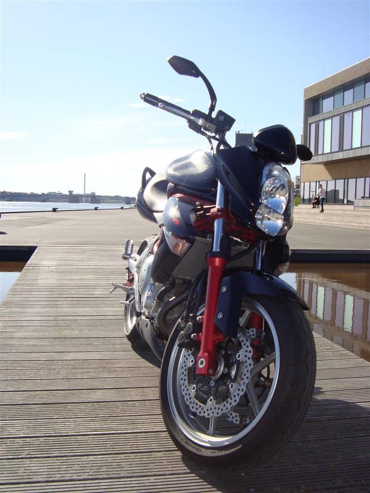 Kawasaki ER6N billede 8