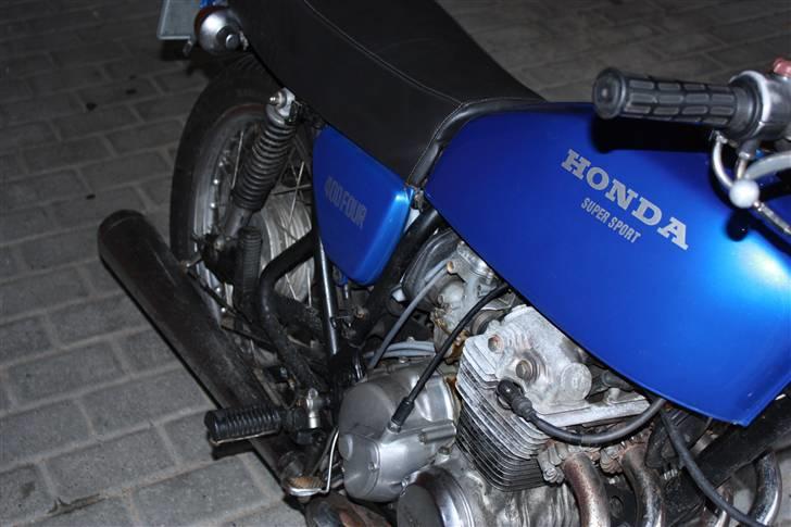 Honda CB 400 F Super Sport billede 2
