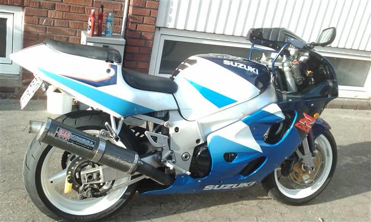 Suzuki GSXR 750 Srad - Forår 2010 nyvasket/vokset billede 11