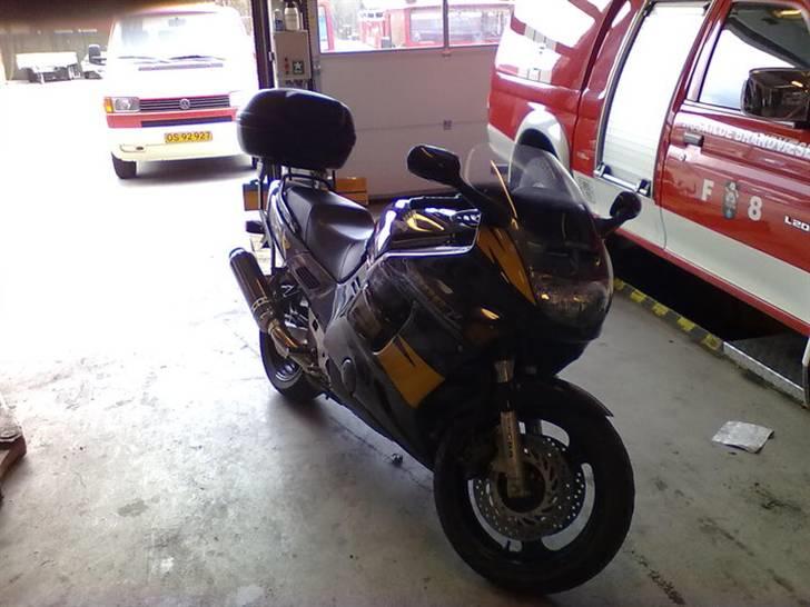 Honda CBR 1000 F - min dejlige nye(brugte) CBR 1000 fra 95´ billede 1