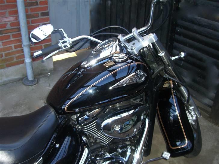 Suzuki Vl 800 [tidl. Motorcykel] billede 8