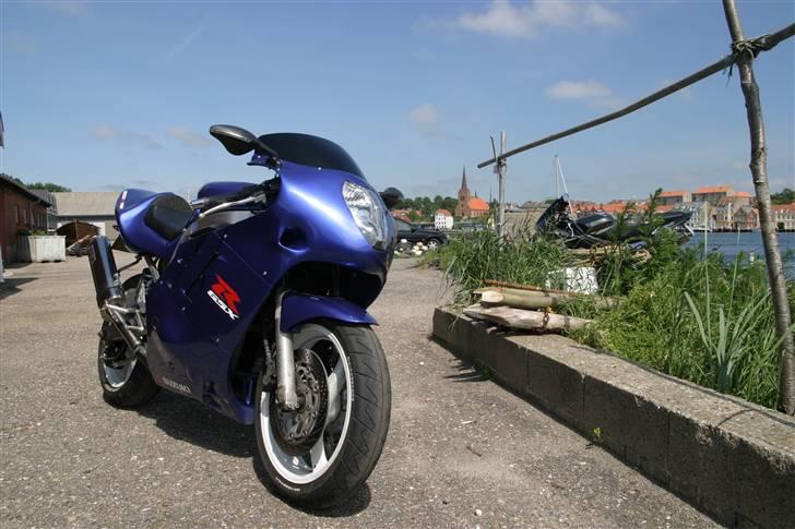 Suzuki Gsx-R 750 (Solgt) billede 10