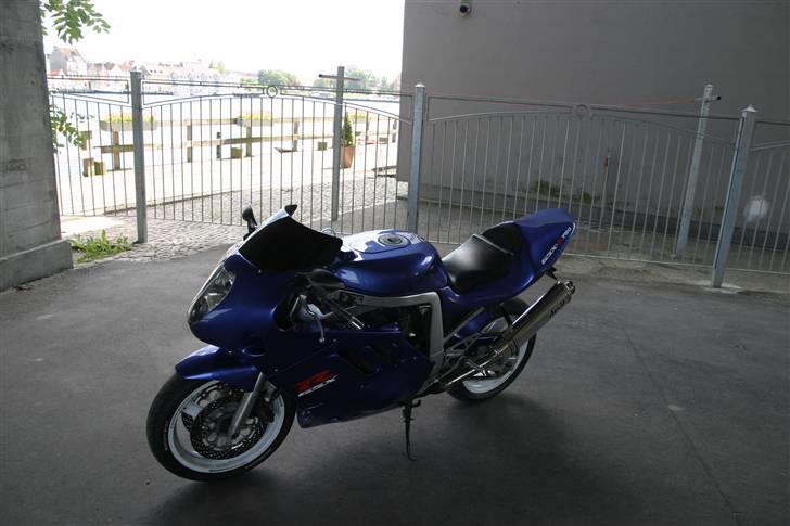 Suzuki Gsx-R 750 (Solgt) billede 16