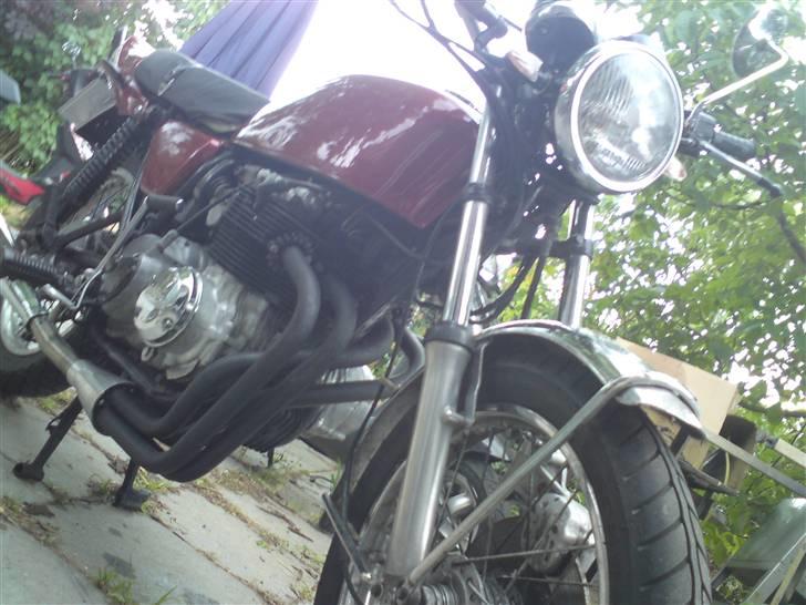 Honda cbr 400 four billede 3