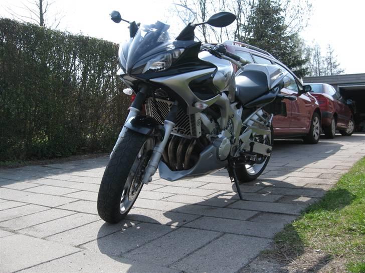 Yamaha FZ6s Fazer *Solgt* billede 12