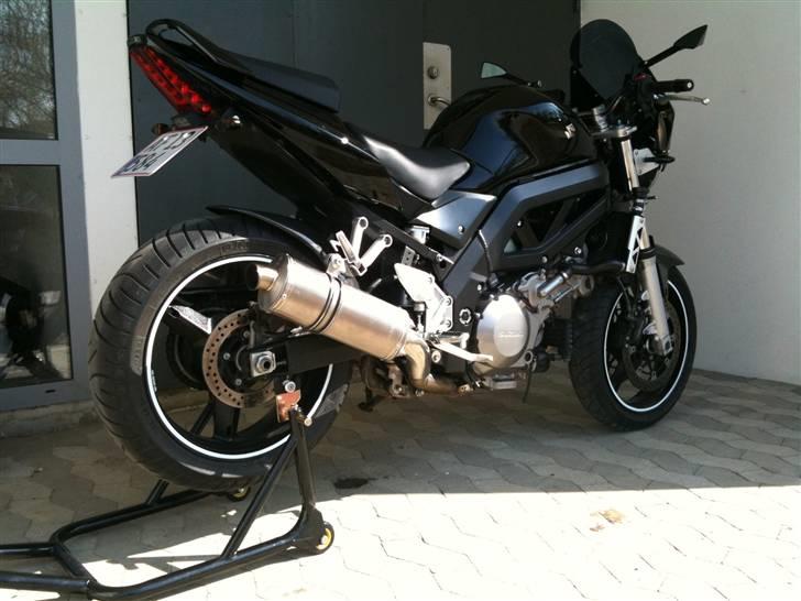 Suzuki SV1000N k6 "SOLGT" billede 12