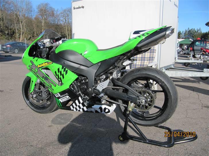 Kawasaki ZX-6R - Knutstorp 25. april 2010 billede 18