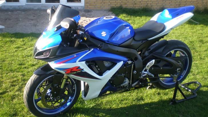 Suzuki GSXR 600ccm K7 Solgt. - d 27/4-2010 billede 4