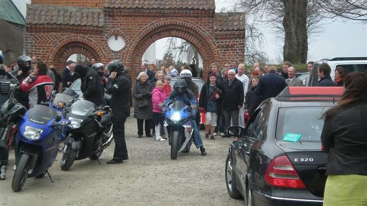 Suzuki GSXR 600ccm K7 Solgt. - konfirmandkørsel billede 6