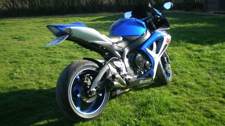 Suzuki GSXR 600ccm K7 Solgt. - d 27/4-2010 billede 7