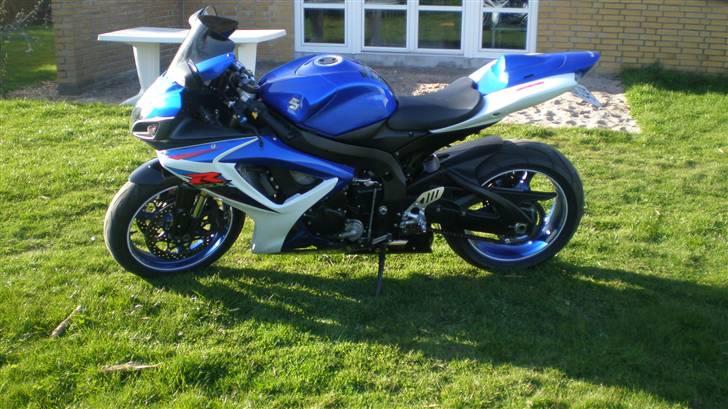 Suzuki GSXR 600ccm K7 Solgt. - d 27/4-2010 billede 10