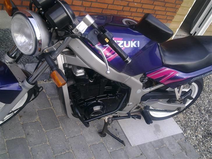 Suzuki GS 500E SOLGT billede 7