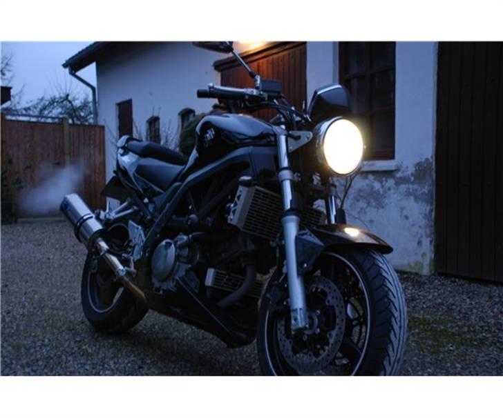Suzuki sv 650 N K6 SOLGT billede 1