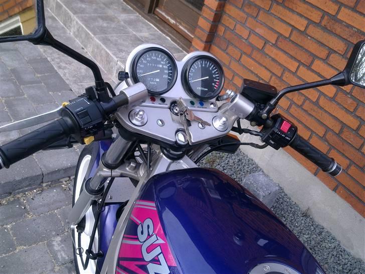 Suzuki GS 500E SOLGT billede 9