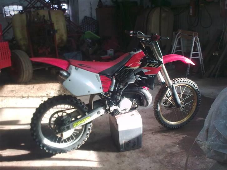 Honda CR 250 R *SOLGT* billede 12
