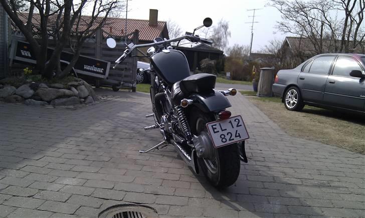 Suzuki VS 700 Intruder *solgt* billede 9