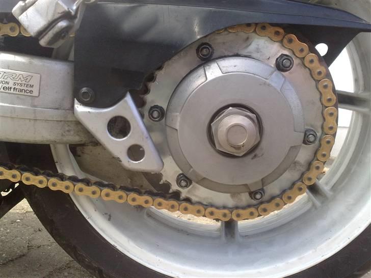 Honda VFR 750F.* SOLGT* - Nyt kædekit :o) billede 12