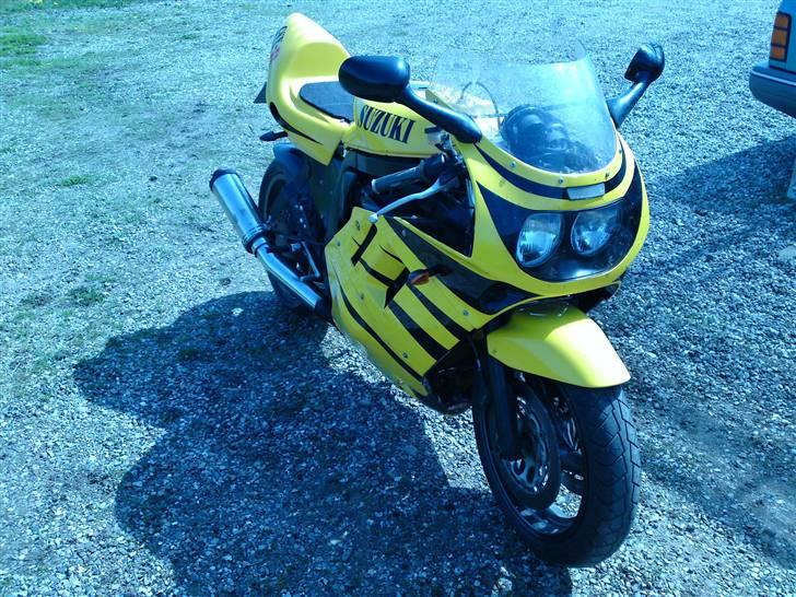 Suzuki GSX-R750 billede 17